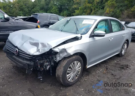 2014 Volkswagen Passat 1.8T S from USA, damaged, VIN 1VWAT7A34EC110632